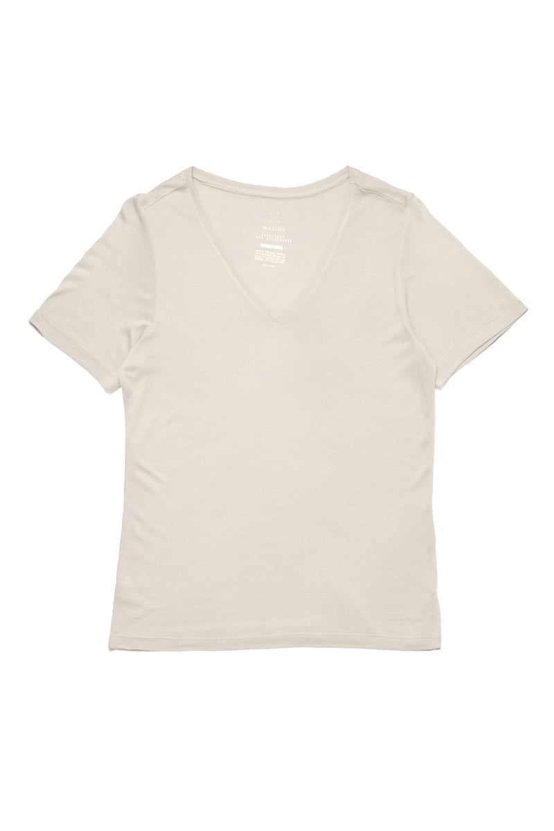 Maren ist 1,75 und trägt Größe S