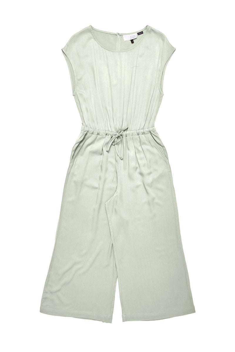 Maren ist 1,75 und trägt Größe S