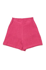 Mandy ist 1,68 und trägt Größe S