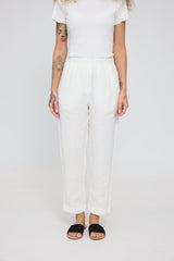 Mandy ist 1,68 und trägt Größe S