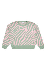 Maren ist 1,75 und trägt Größe S