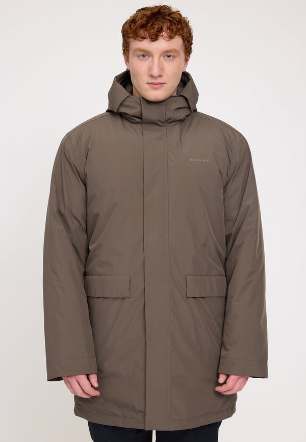 Ben ist 1,85 und trägt Größe L