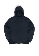 Terence ist 1,90 und trägt Größe L