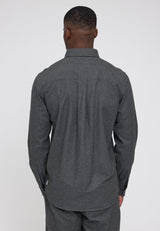 Terence ist 1,90 und trägt Größe L