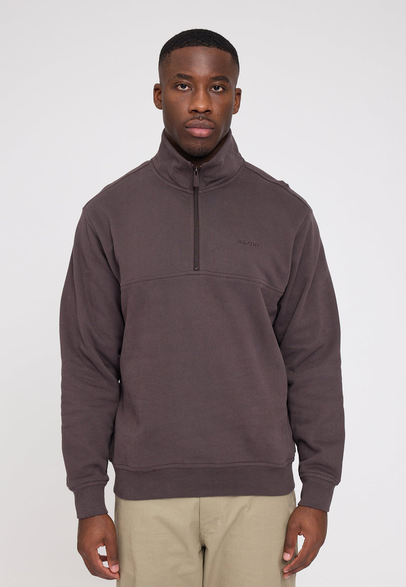 Terence ist 1,90 und trägt Größe L