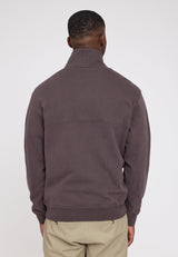 Terence ist 1,90 und trägt Größe L