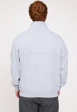 Ben ist 1,85 und trägt Größe L