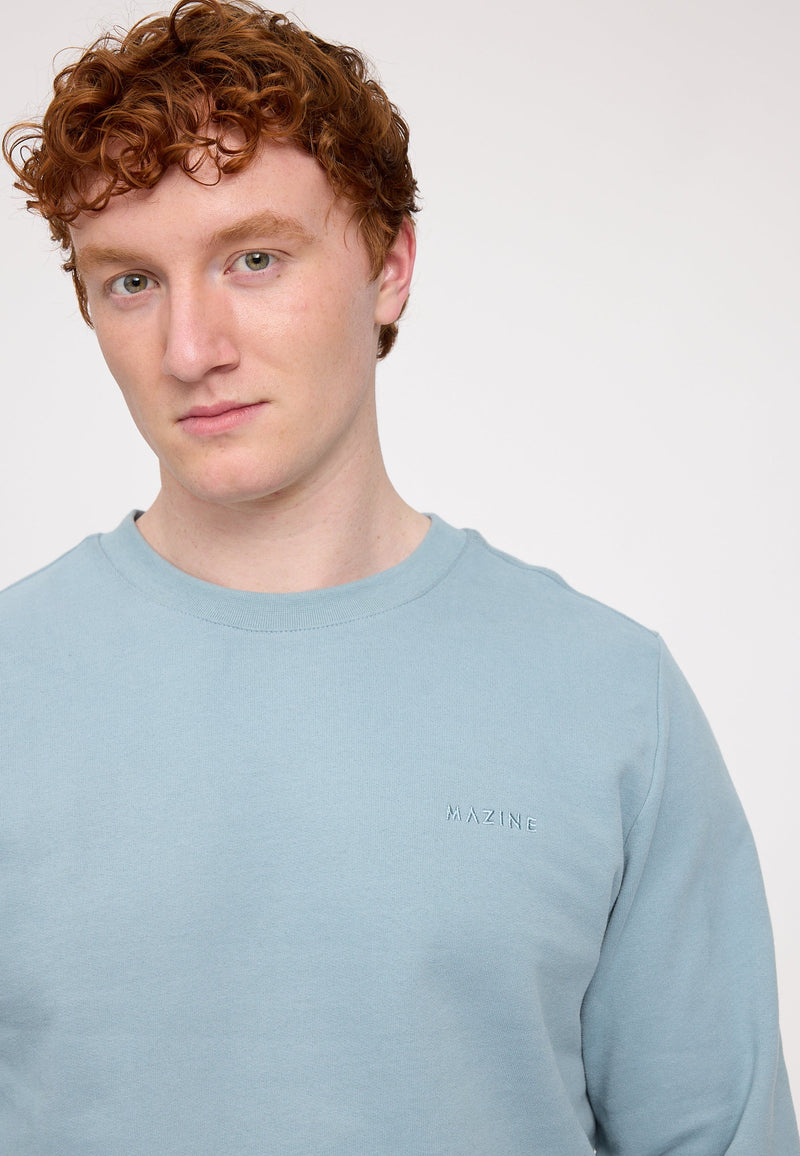 Ben ist 1,85 und trägt Größe L