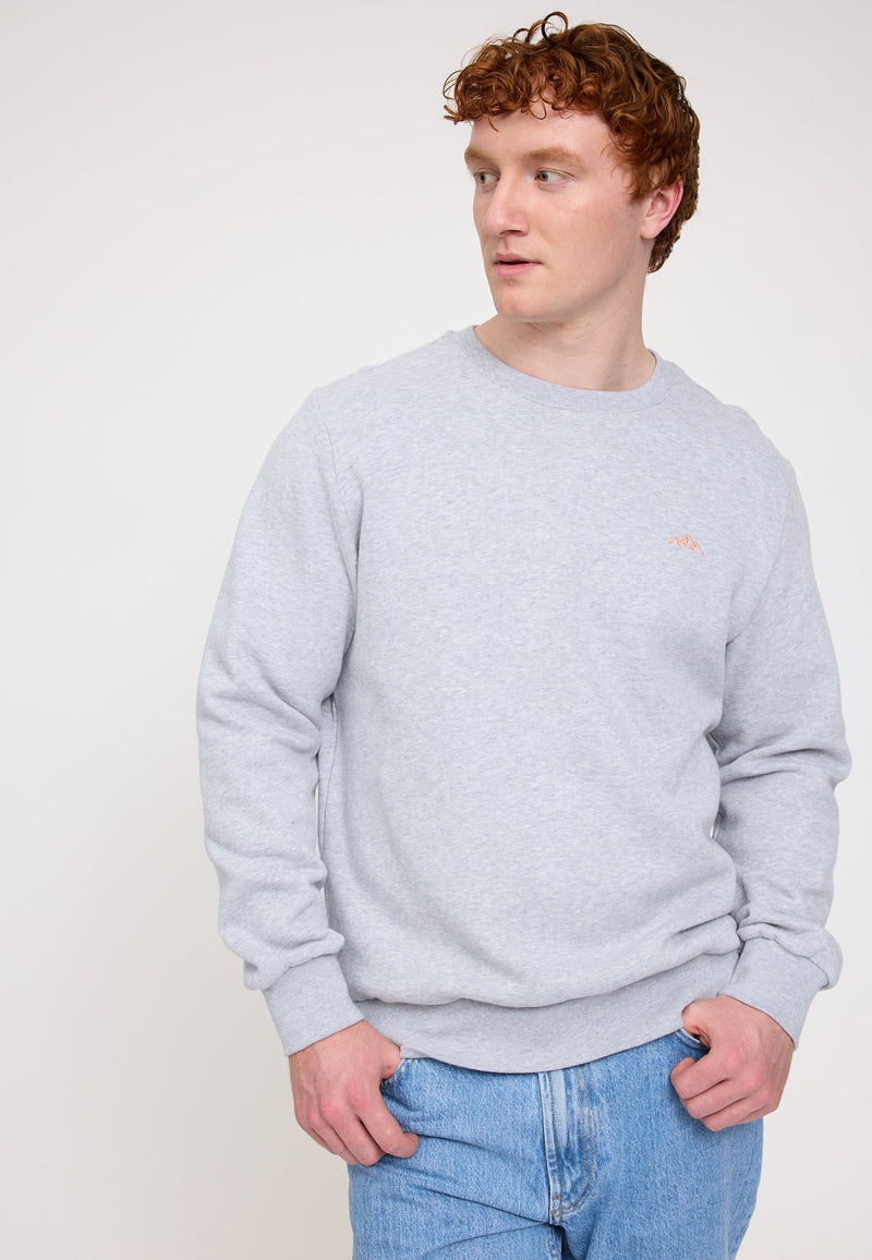 Ben ist 1,85 und trägt Größe L