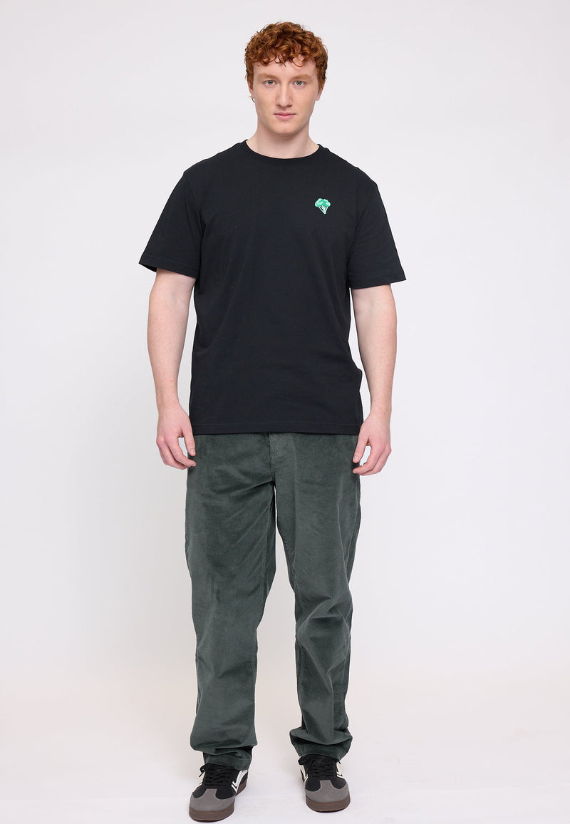 Ben ist 1,85 und trägt Größe L