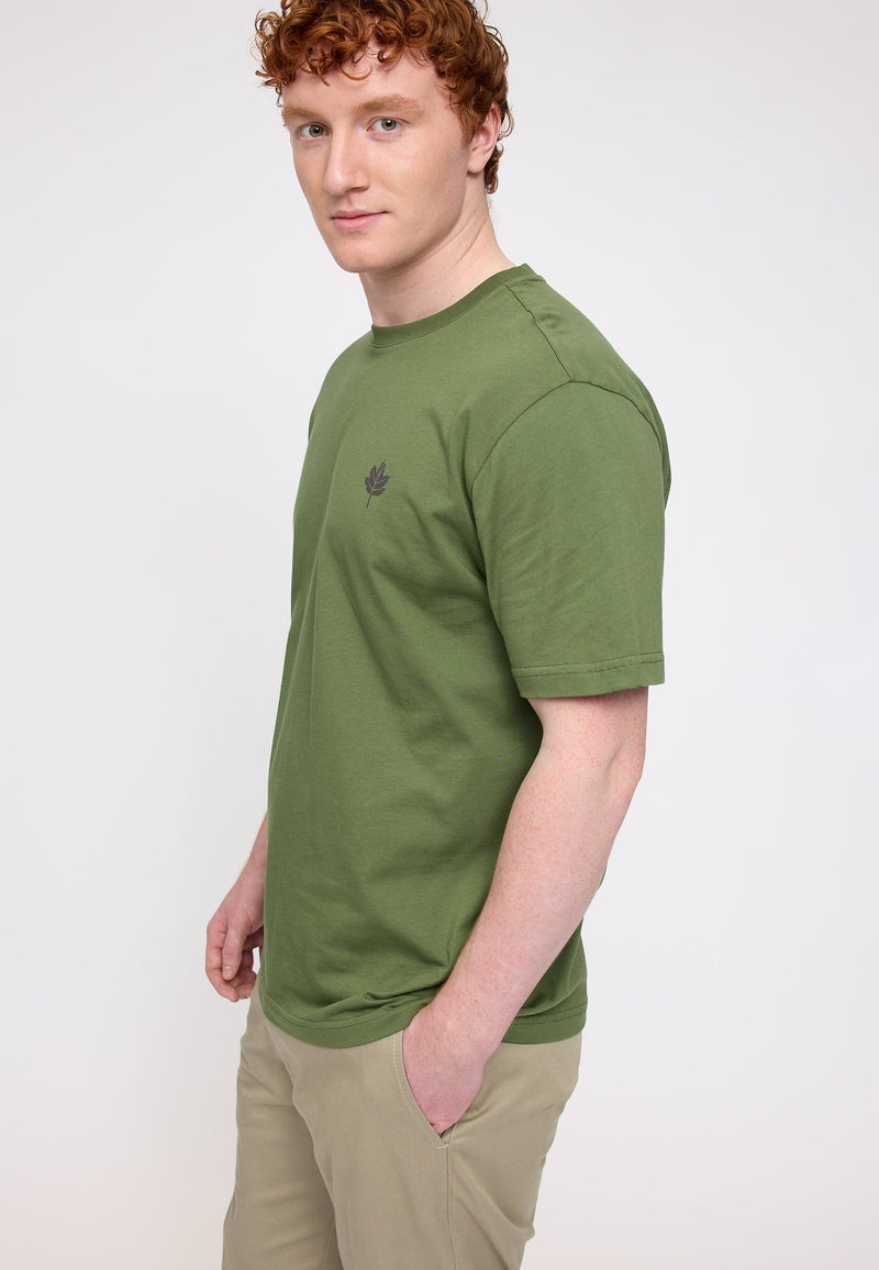 Ben ist 1,85 und trägt Größe L