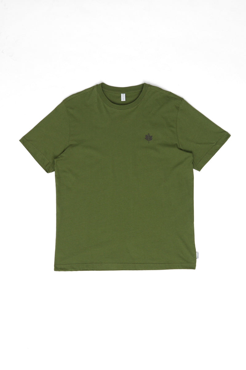 Ben ist 1,85 und trägt Größe L