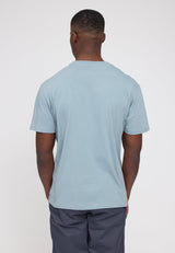 Terence ist 1,90 und trägt Größe L