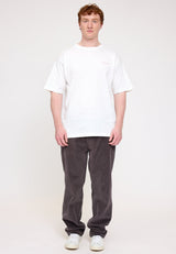 Ben ist 1,85 und trägt Größe L