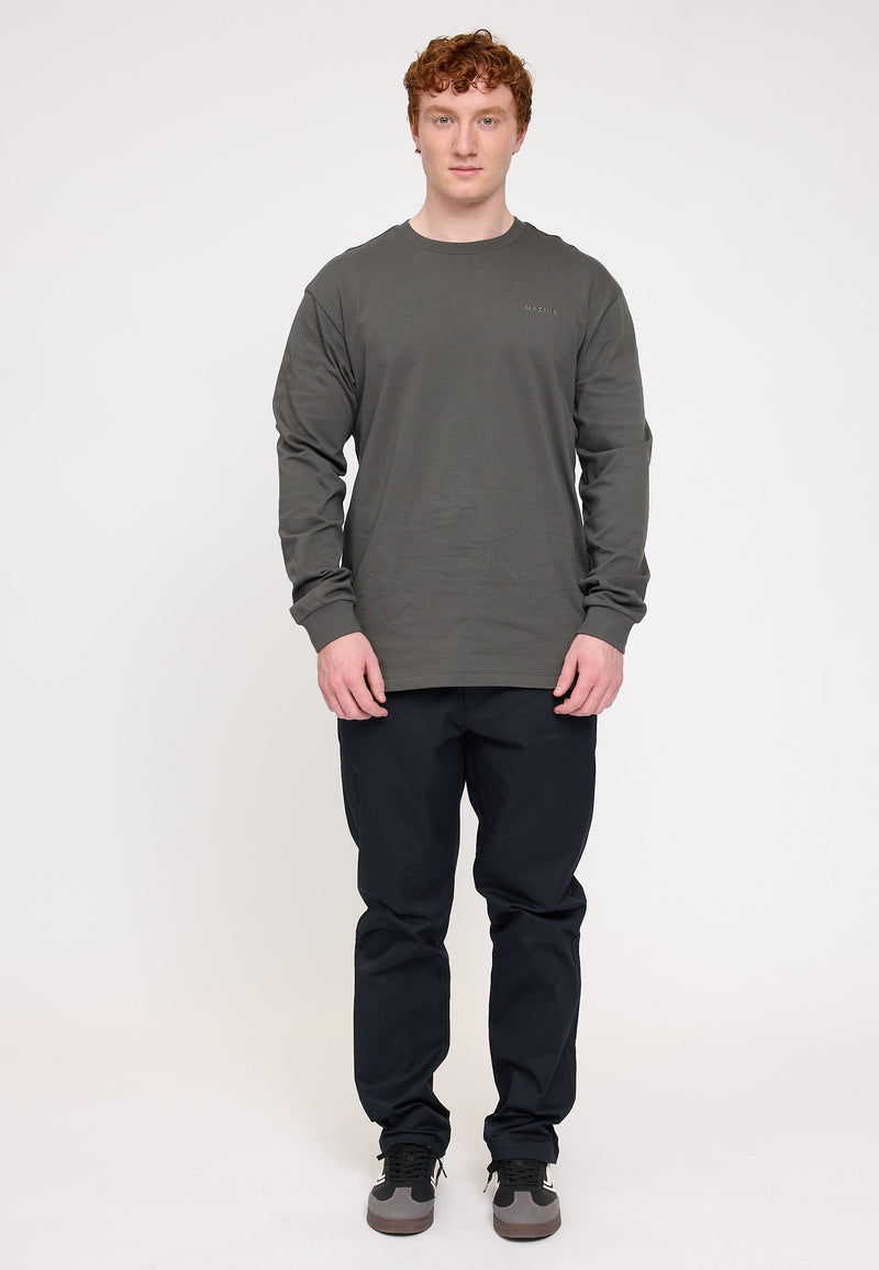 Ben ist 1,85 und trägt Größe L