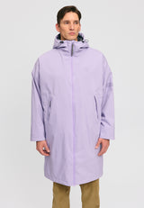 Dominik ist 1.91m und trägt Größe L