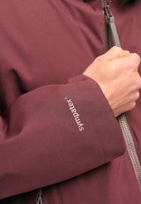 Dominik ist 1.91m und trägt Größe L