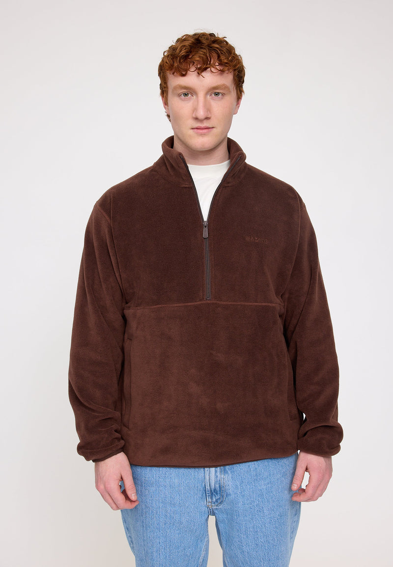 Julia ist 1,78 und trägt Größe S | Ben ist 1,85 und trägt Größe L