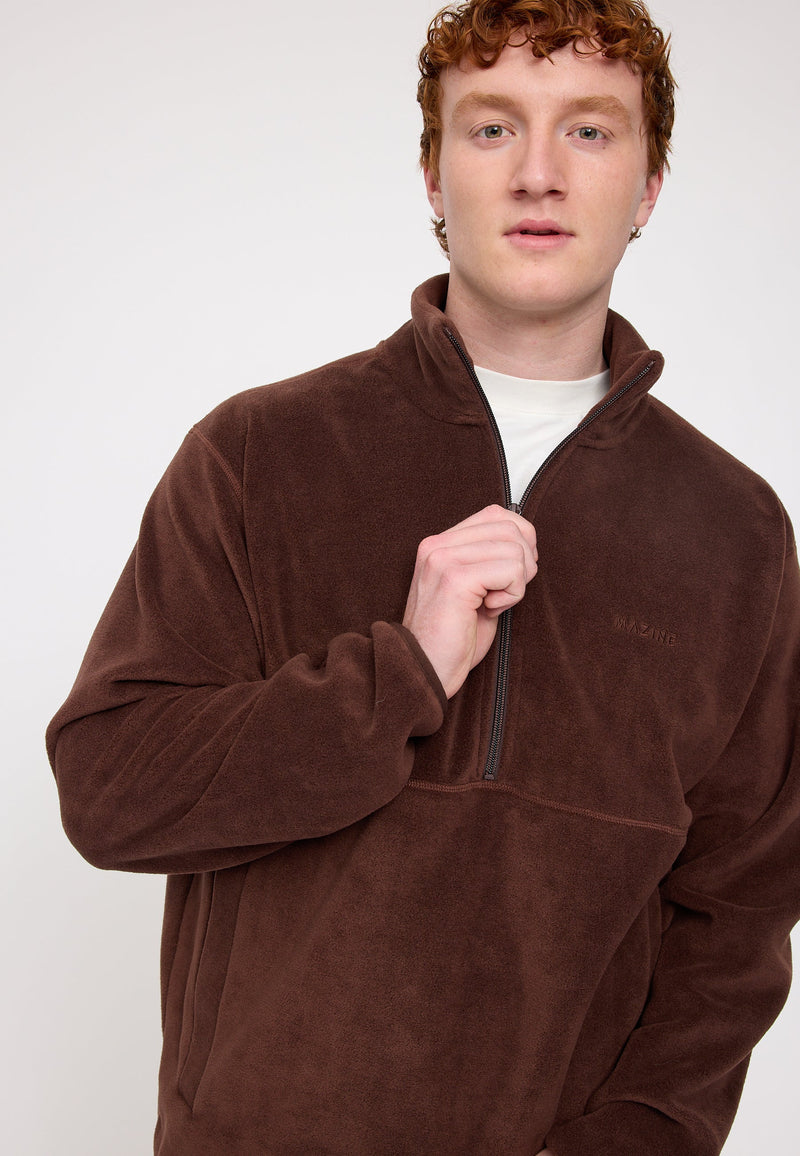 Julia ist 1,78 und trägt Größe S | Ben ist 1,85 und trägt Größe L