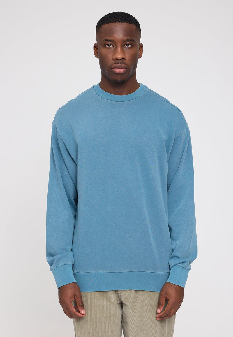 Julia ist 1,78 und trägt Größe S | Terence ist 1,90 und trägt Größe L