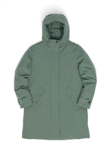 Angelique ist 1,75 und trägt Größe S