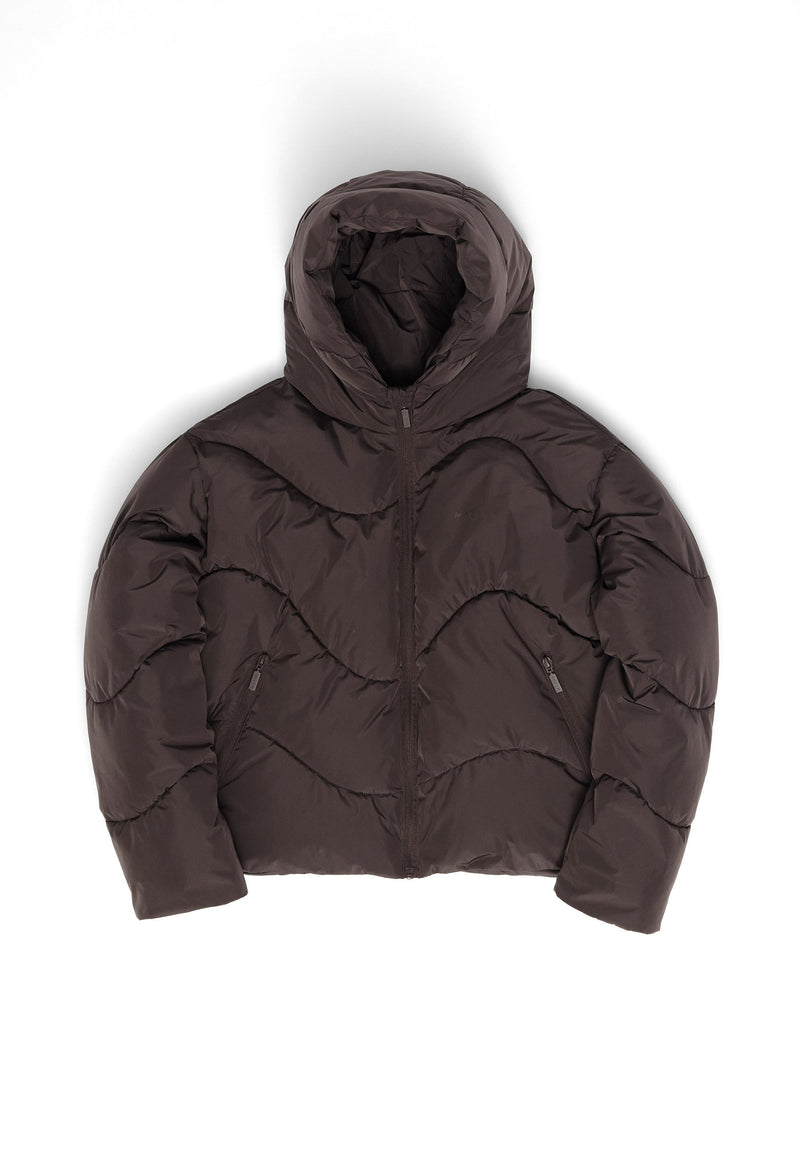 Angelique ist 1,75 und trägt Größe S