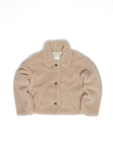 Angelique ist 1,75 und trägt Größe S