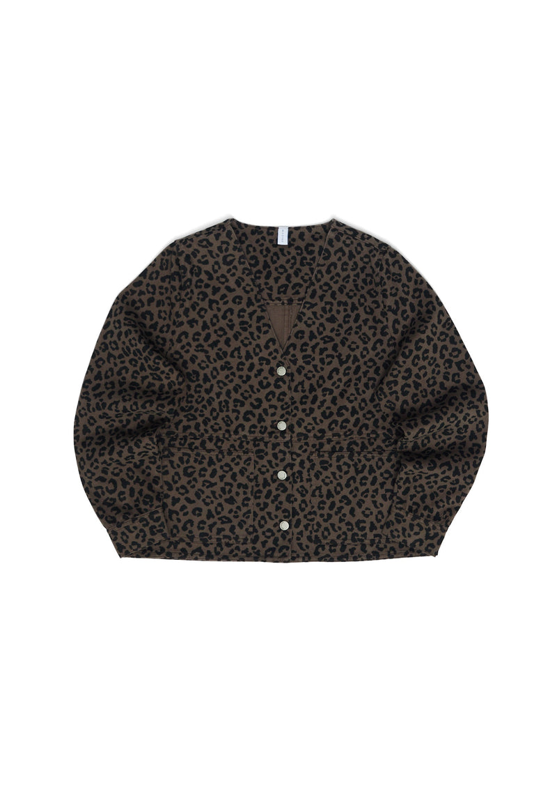 Maren ist 1,75 und trägt Größe S