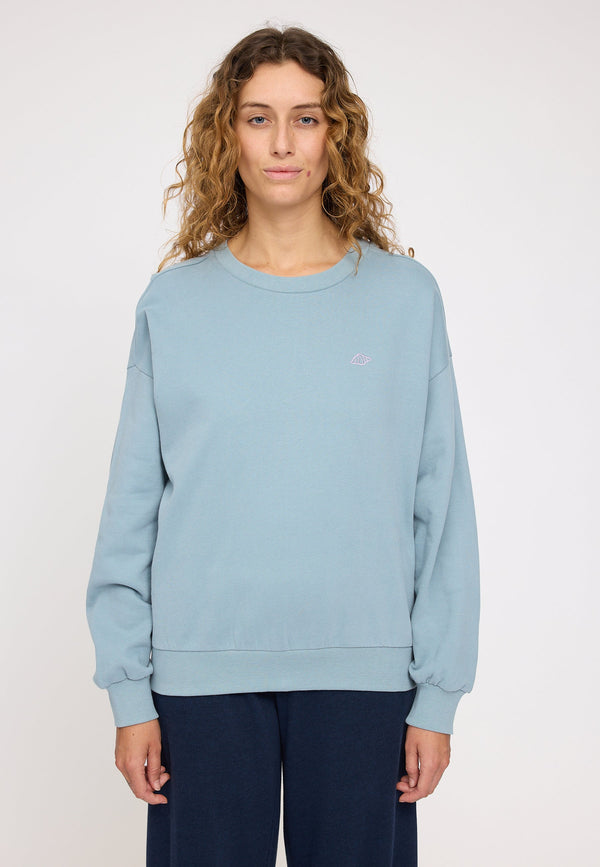 Angelique ist 1,75 und trägt Größe S