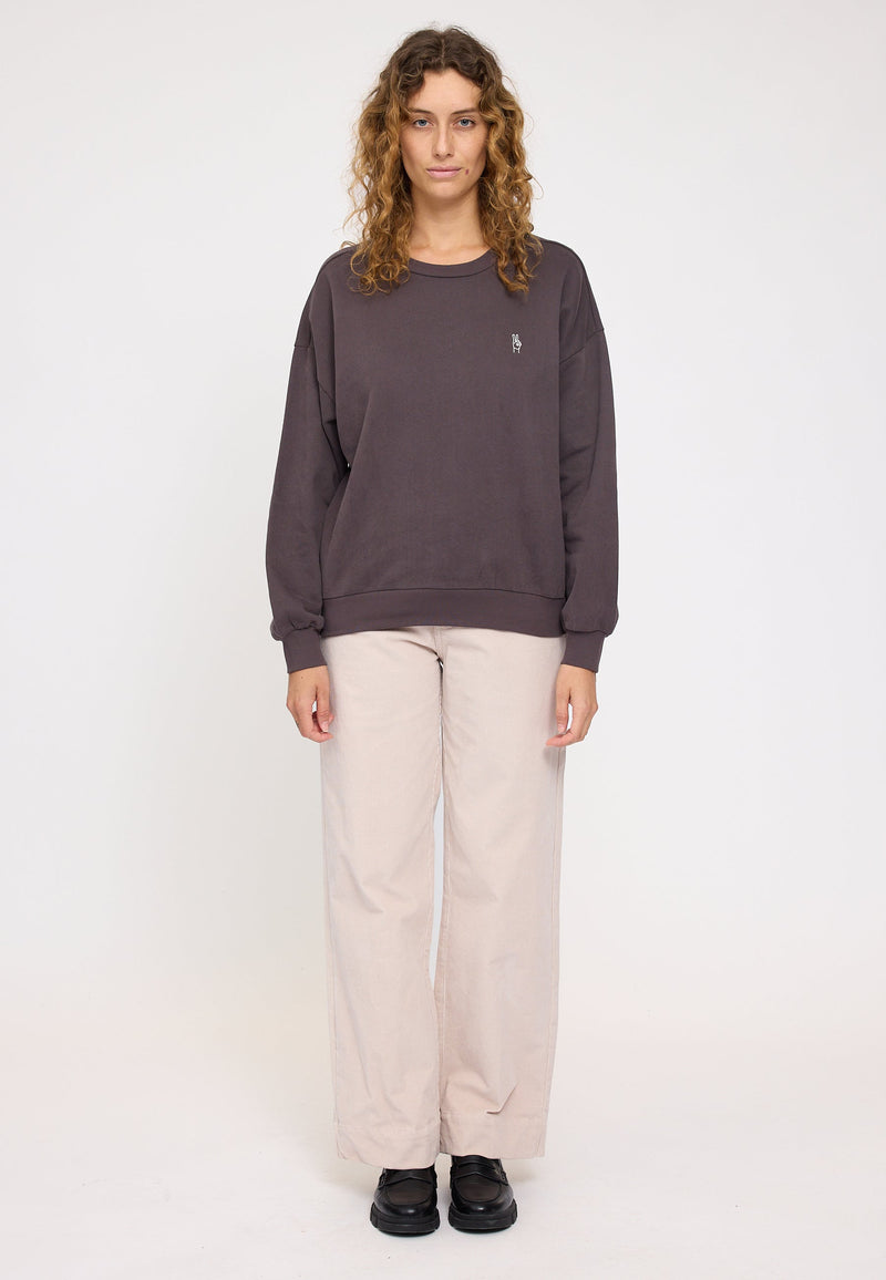 Angelique ist 1,75 und trägt Größe S