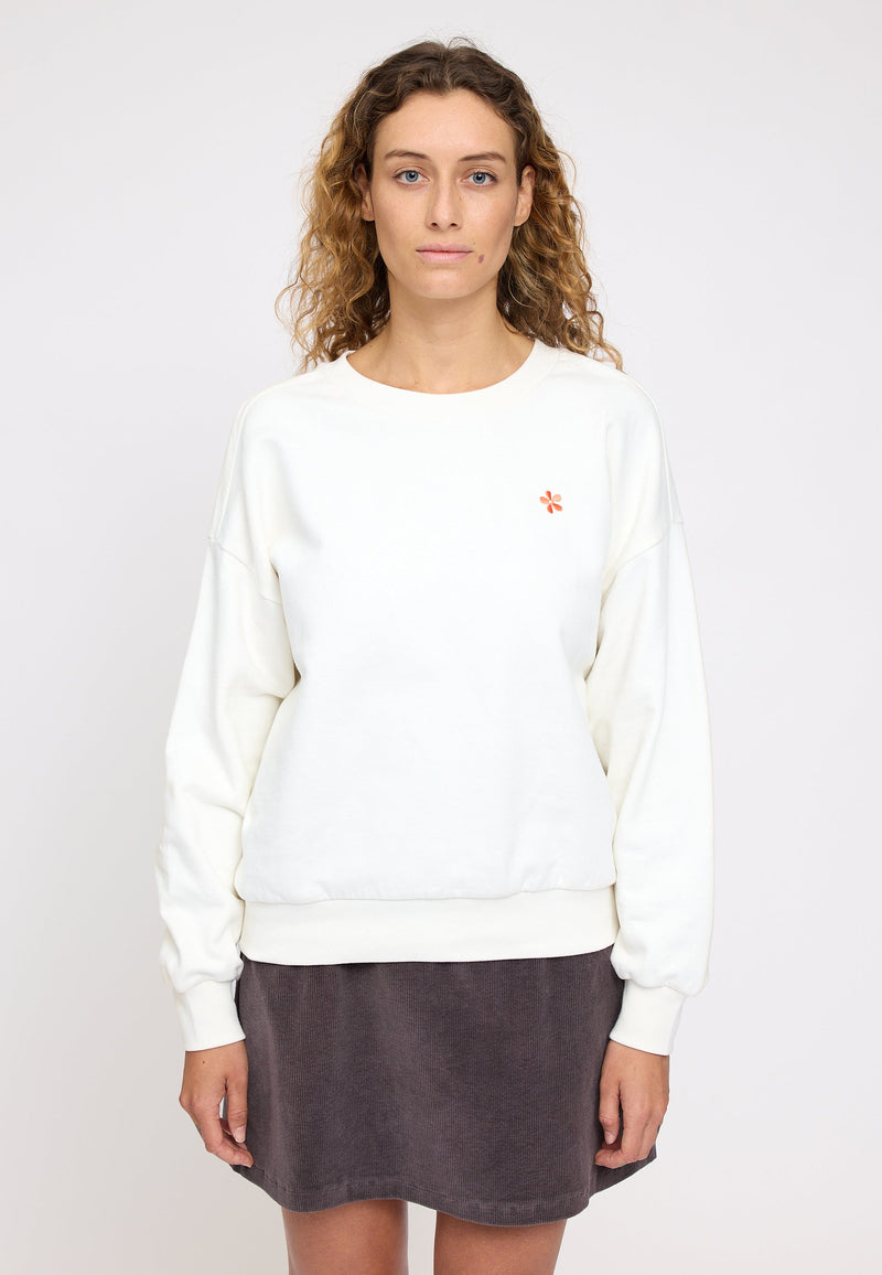 Angelique ist 1,75 und trägt Größe S