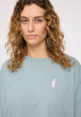 Angelique ist 1,75 und trägt Größe S