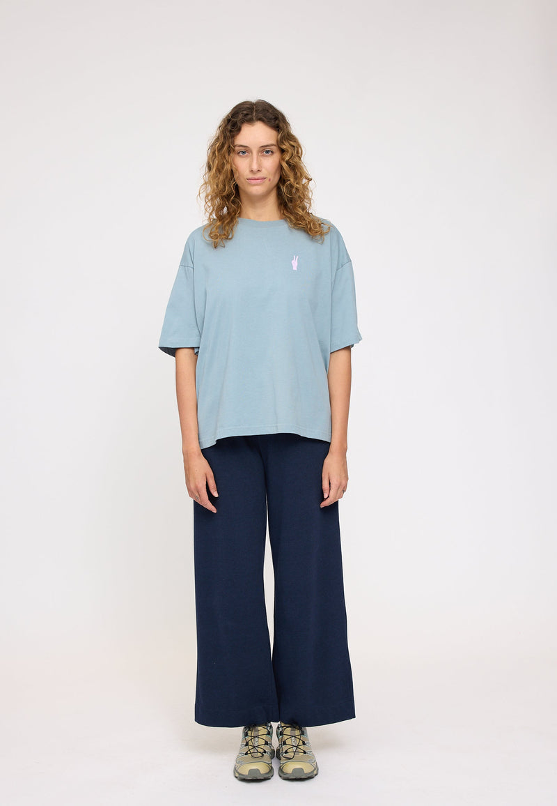 Angelique ist 1,75 und trägt Größe S