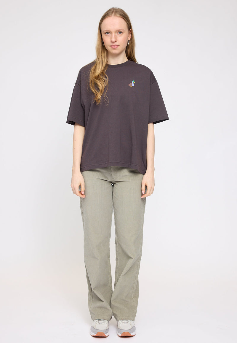 Julia ist 1,78 und trägt Größe S