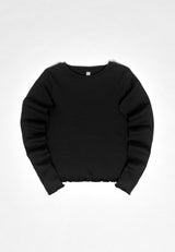 Julia ist 1,78 und trägt Größe S