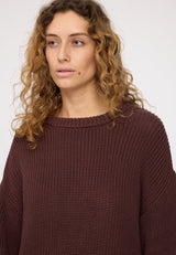 Angelique ist 1,75 und trägt Größe S