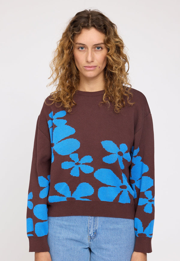 Angelique ist 1,75 und trägt Größe S